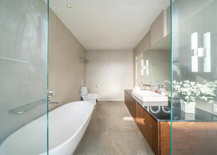 Jekumah * Seminyak